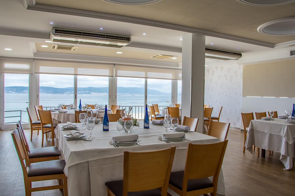 Hotel Restaurante Loureiro Bueu Exterior photo